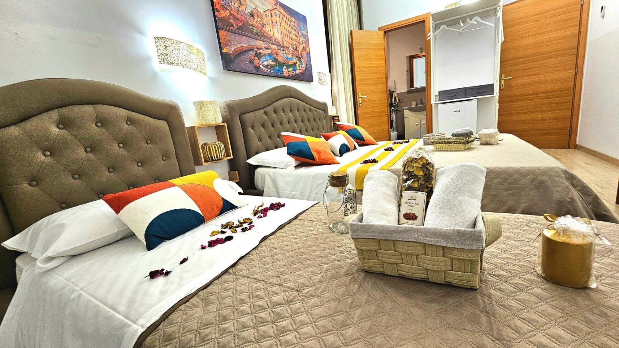 Luxury By A Casa Simpatia - Free Parking Minimum Stay 3 Nights -On Request In Advance Rome Extérieur photo