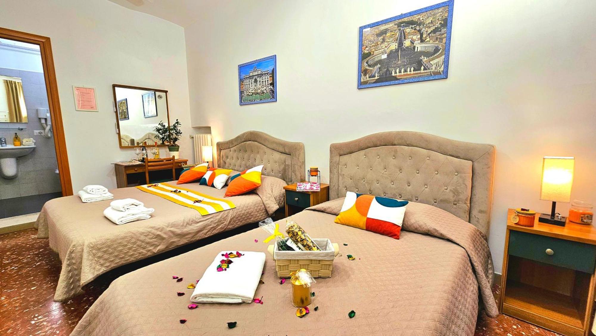 Luxury By A Casa Simpatia - Free Parking Minimum Stay 3 Nights -On Request In Advance Rome Extérieur photo