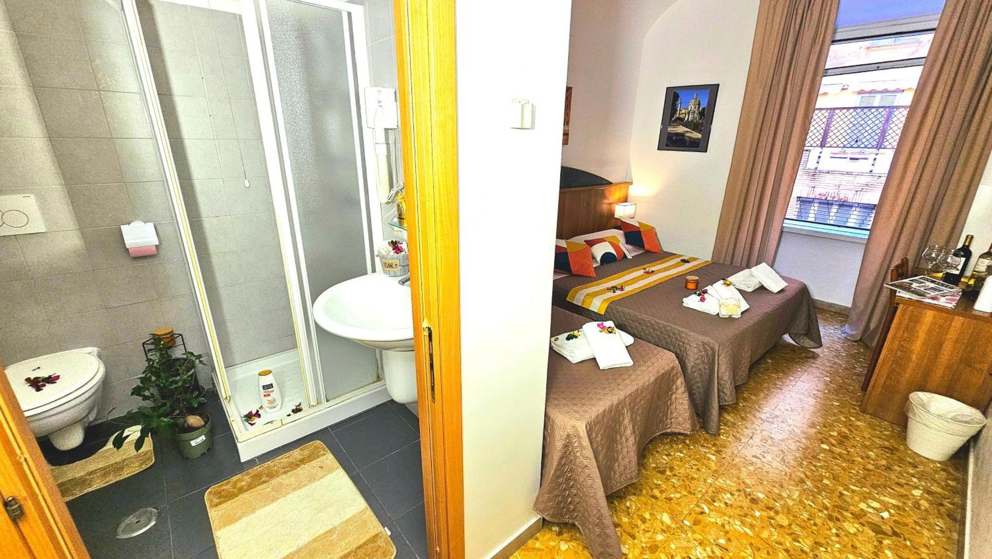Luxury By A Casa Simpatia - Free Parking Minimum Stay 3 Nights -On Request In Advance Rome Extérieur photo