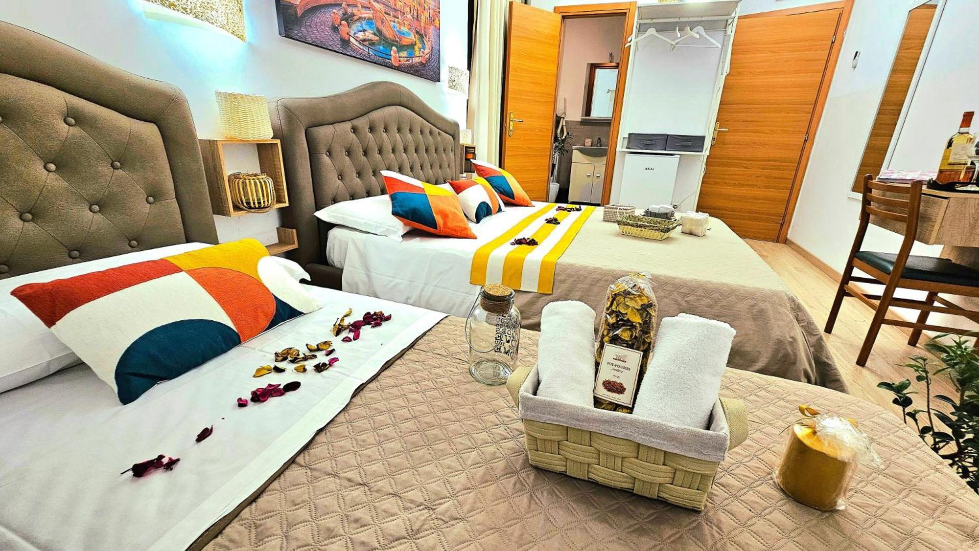 Luxury By A Casa Simpatia - Free Parking Minimum Stay 3 Nights -On Request In Advance Rome Extérieur photo